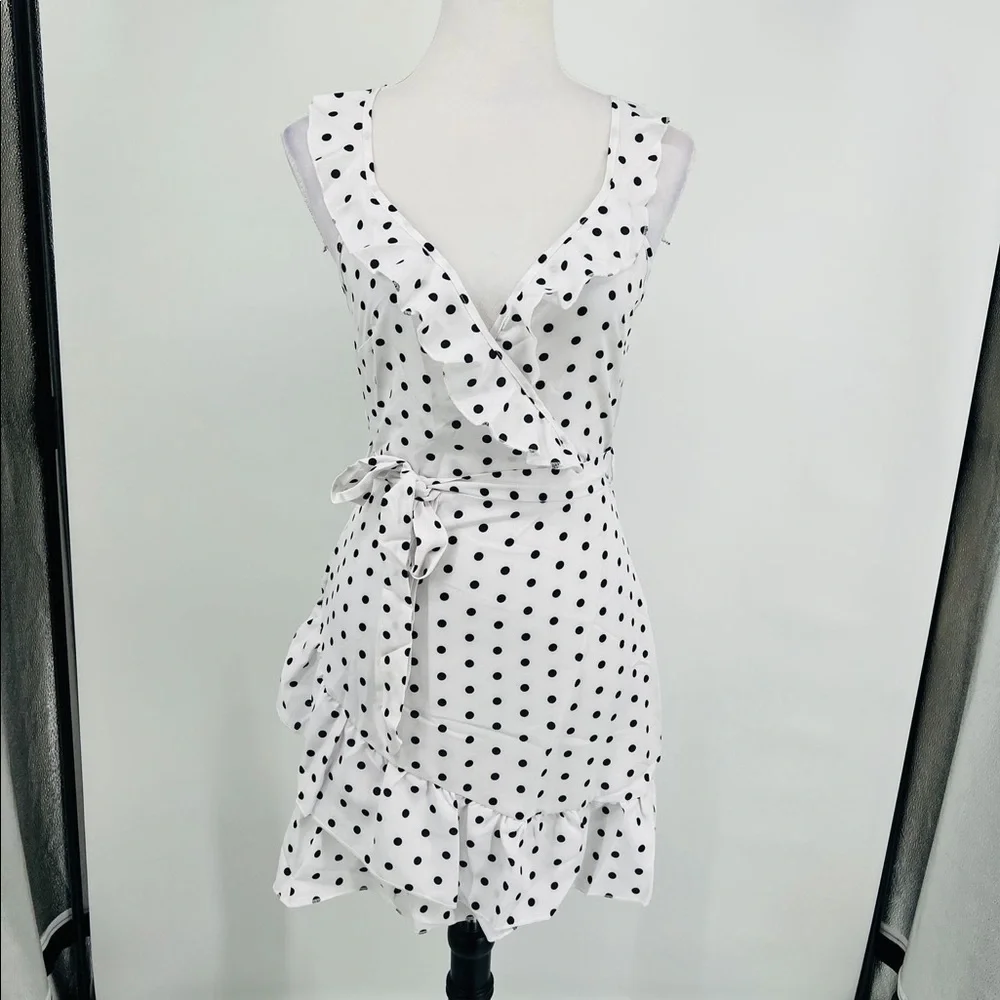 White Polka Dot Sleeveless V-Neck Open Back Backless Mini Dress - Picture 8 of 17